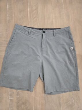 Quiksilver Amphibian Men's Gray Green Flat Front Shorts With Quick Dro